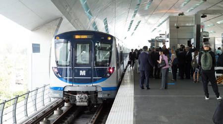 Miami-Dade Transit rolls out first new Metrorail train in decades