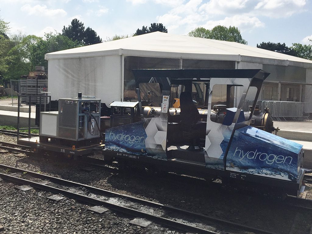 Hydrogen locomotive on the Liliputbahn