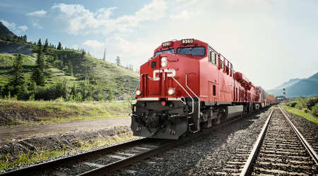 CP unveils plan to order 5,900 grain hopper cars