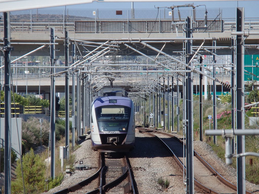 COTS technology cuts level crossing control system cost