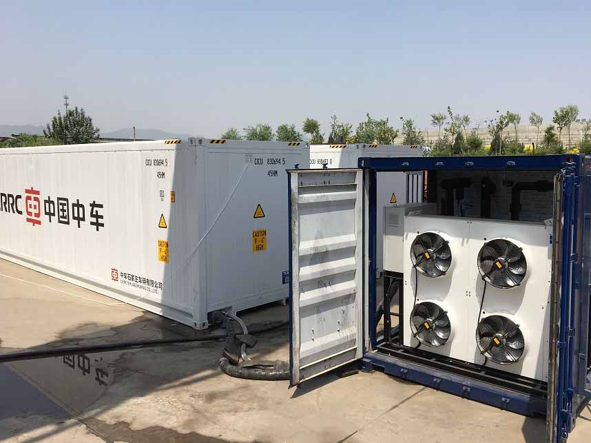 Phase change material cooled container developed