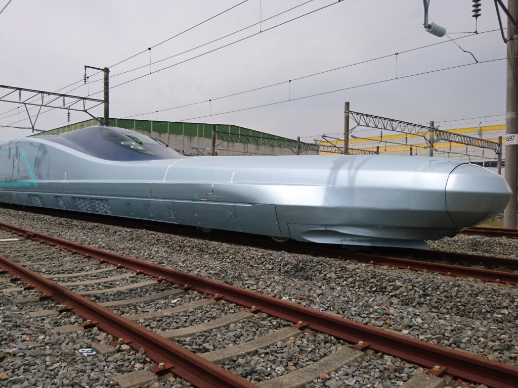 Completed ALFA-X test train unveiled